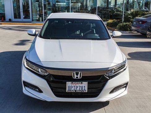 Used 2020 Honda Accord Sport image 2