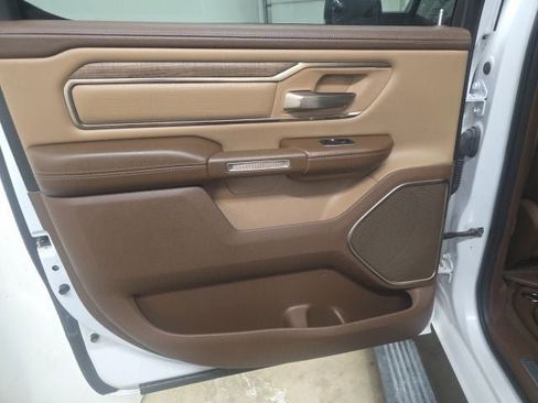 Used 2019 RAM 1500 Limited AWD/4WD image 14