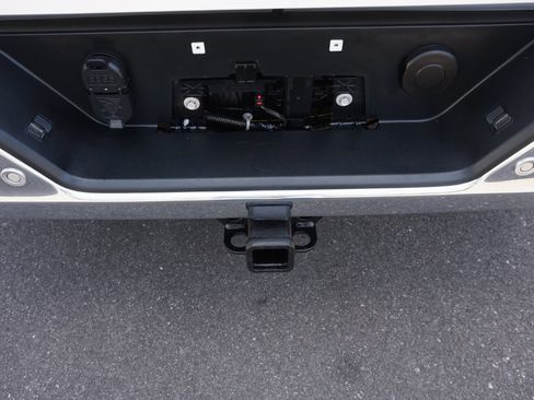 Used 2019 GMC Sierra 1500 SLT image 8