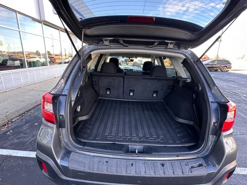 Used 2019 Subaru Outback 2.5i Premium w/ Protection Package #1 image 7