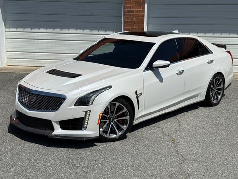 Used 2016 Cadillac CTS V w/ Carbon Fiber Package RWD image 7