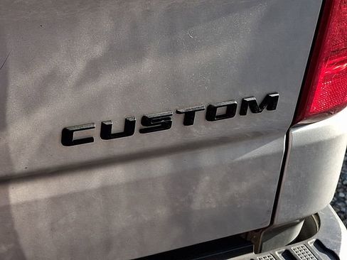 Used 2022 Chevrolet Silverado 1500 Custom w/ Rally Edition AWD/4WD image 9