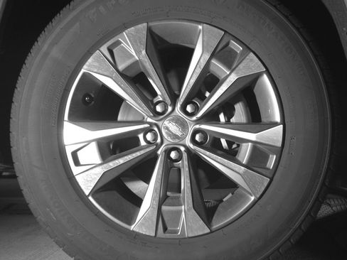 Used 2025 Chevrolet Equinox LT image 13