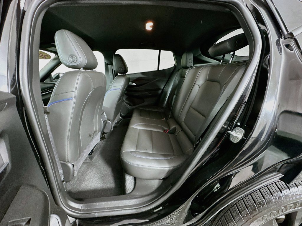 Used 2024 Buick Envista Sport Touring w/ Convenience I Package FWD image 31