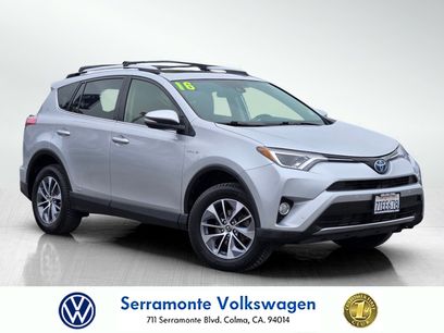 Used 2016 Toyota RAV4 XLE w/ Convenience Package