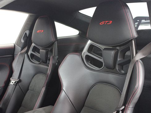 Used 2024 Porsche 911 GT3 RWD image 33
