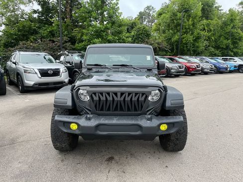 Used 2023 Jeep Wrangler Sport AWD/4WD image 9