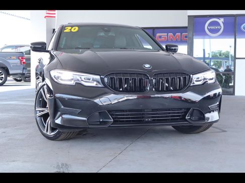 Used 2020 BMW 330i Sedan w/ Convenience Package RWD image 1