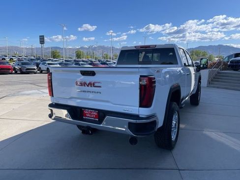 Used 2026 GMC Sierra 3500 SLT w/ SLT Convenience Package AWD/4WD image 6