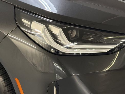 Used 2025 BMW X3 xDrive30i w/ Convenience Package image 9