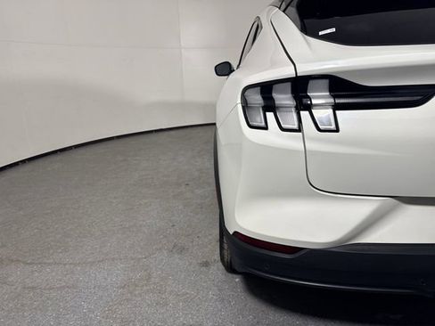 Used 2021 Ford Mustang Mach-E Select w/ Comfort/Appearance Package image 29