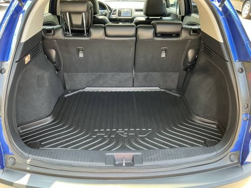 Used 2018 Honda HR-V EX-L image 28