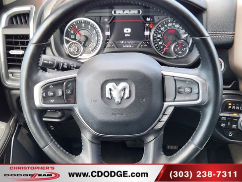 Used 2022 RAM 1500 Laramie AWD/4WD image 9