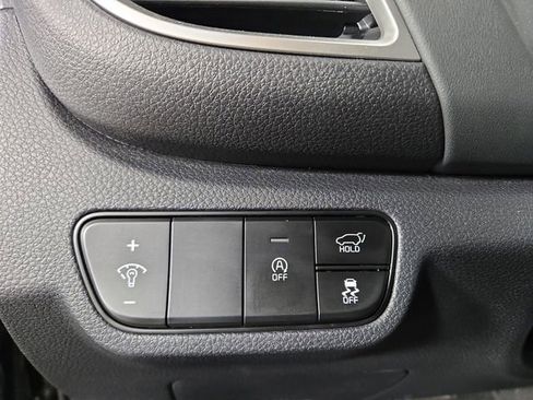 Certified 2025 Kia Seltos EX image 30