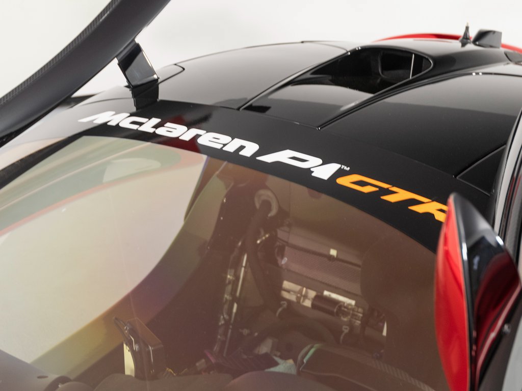 Used 2015 McLaren P1 RWD image 69