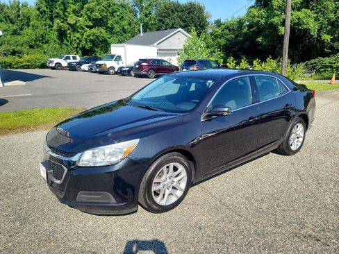 Used 2014 Chevrolet Malibu LT w/ Power Convenience Package image 3