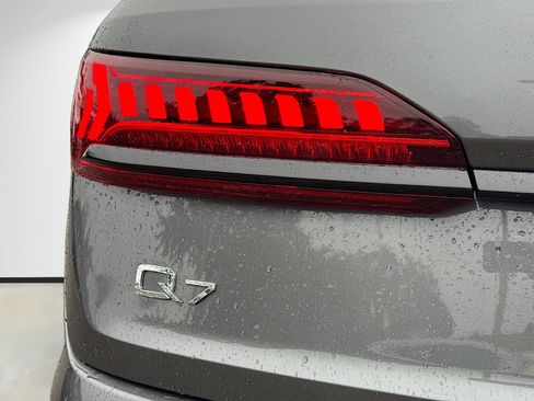 Used 2024 Audi Q7 2.0T Premium Plus image 10