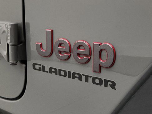 Used 2022 Jeep Gladiator Rubicon w/ Cold Weather Group image 20