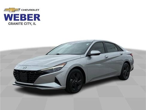 Used 2022 Hyundai Elantra SEL w/ Convenience Package image 1