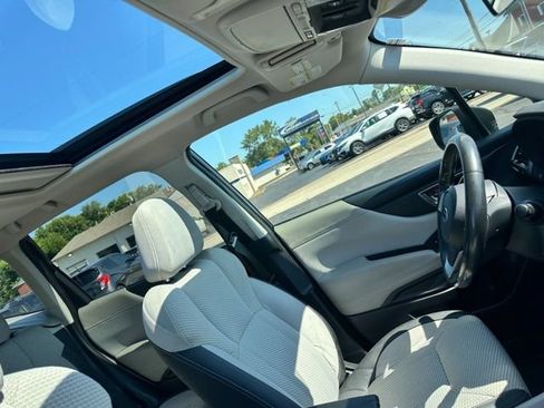 Used 2019 Subaru Forester Premium w/ All-Weather Package AWD/4WD image 25