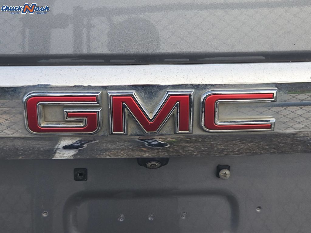Used 2021 GMC Yukon SLT w/ SLT Premium Package RWD image 8