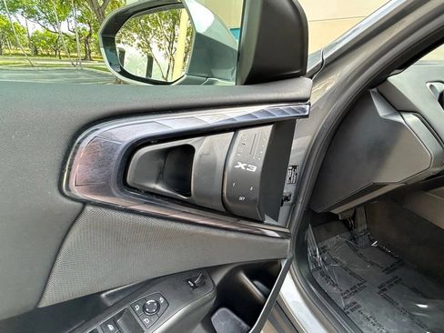 Used 2025 BMW X3 xDrive30i w/ Premium Package AWD/4WD image 16