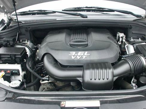 Used 2013 Jeep Grand Cherokee Laredo image 16