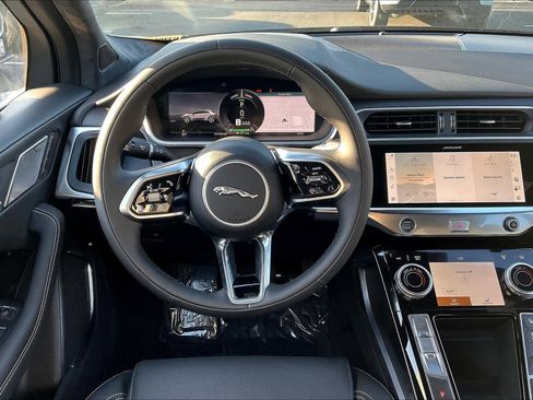 New 2024 Jaguar I-PACE R-Dynamic HSE image 15