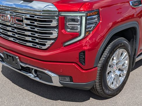Used 2023 GMC Sierra 1500 Denali AWD/4WD image 9