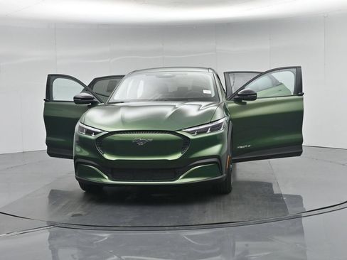 New 2026 Ford Mustang Mach-E Select RWD image 29