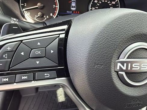 New 2025 Nissan Altima 2.5 SR image 31