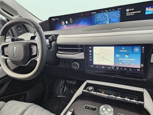 New 2026 Lincoln Navigator L Black Label image 21