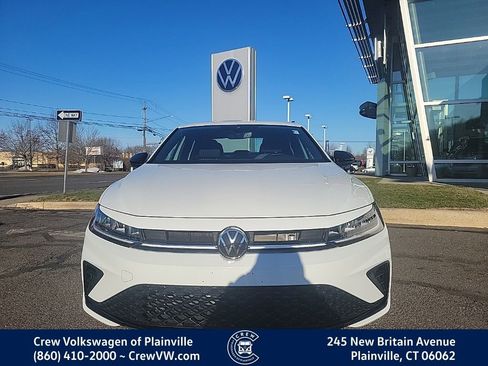 Certified 2025 Volkswagen Jetta Sport image 22