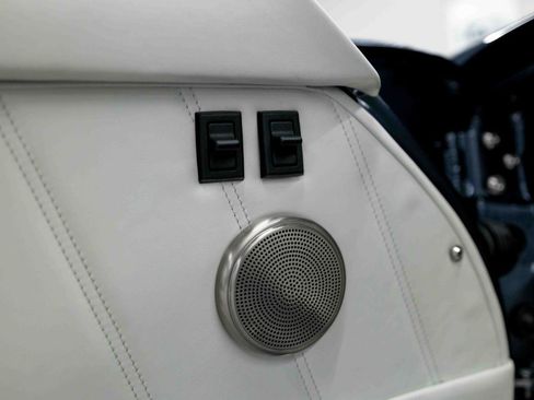 Used 1991 Porsche 911 Carrera image 46