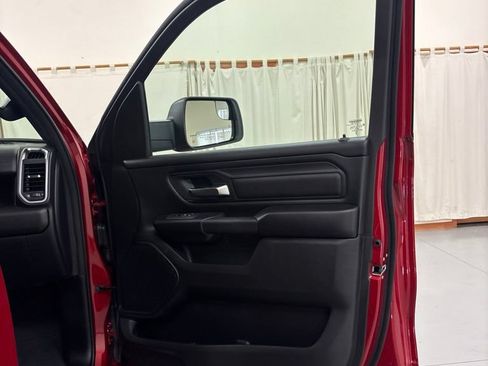 New 2026 RAM 1500 Express AWD/4WD image 27