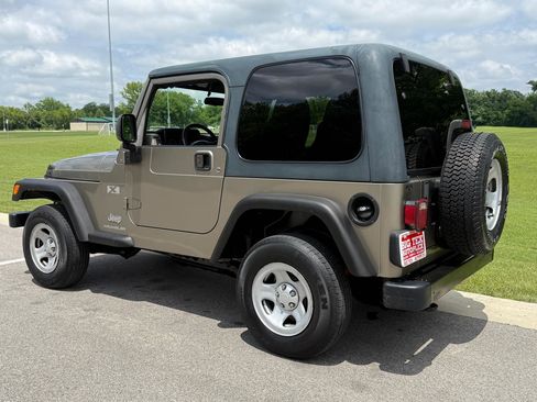 Used 2003 Jeep Wrangler X AWD/4WD image 11