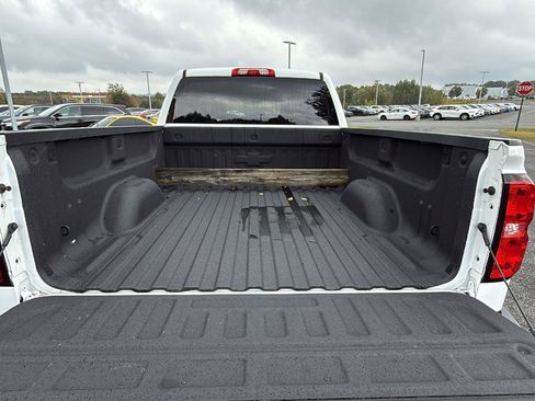 Used 2018 Chevrolet Silverado 1500 LT w/ Redline Edition image 20