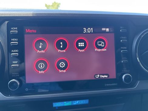 Used 2021 Toyota Tacoma TRD Sport w/ Technology Package RWD image 25