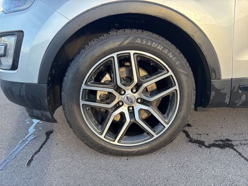 Used 2017 Ford Explorer Sport w/ Equipment Group 401A image 9