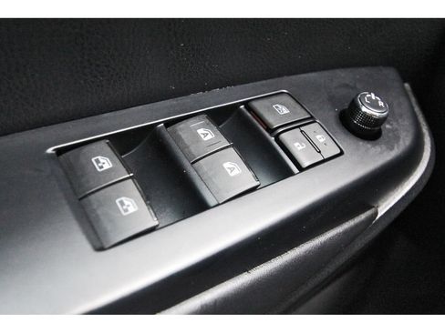 Used 2017 Toyota Highlander XLE FWD image 22