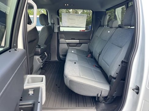 New 2024 Ford F150 XLT w/ Equipment Group 302A MID image 43