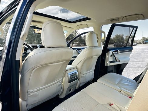 Used 2021 Lexus GX 460 Luxury image 6