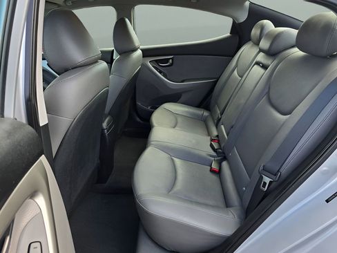 Used 2011 Hyundai Elantra Limited FWD image 13