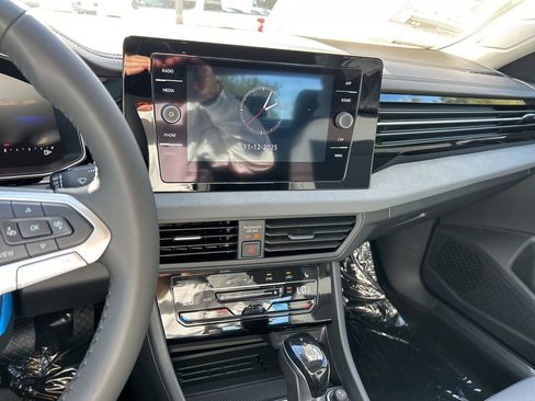 New 2026 Volkswagen Jetta SE image 27