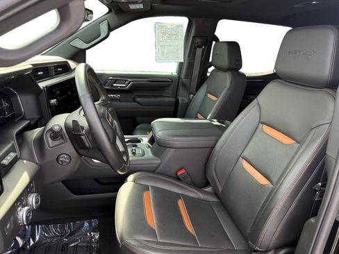 Used 2024 GMC Sierra 1500 AT4 w/ Technology Package image 10