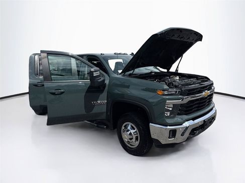 Used 2025 Chevrolet Silverado 3500 LT w/ Texas Edition AWD/4WD image 40