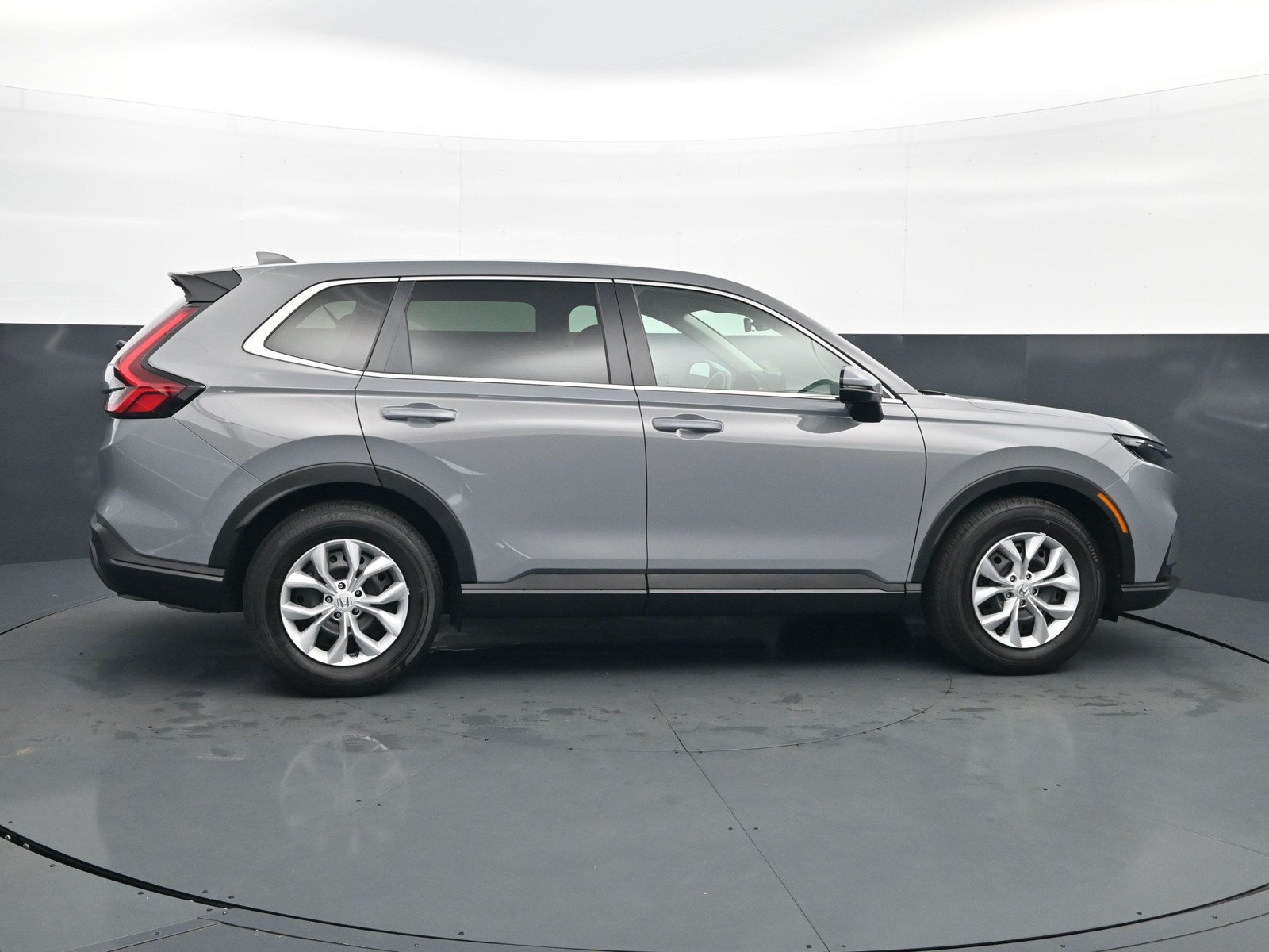 Used 2027 Honda CR-V LX image 8