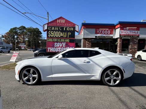 Used 2016 Chevrolet Camaro SS image 8