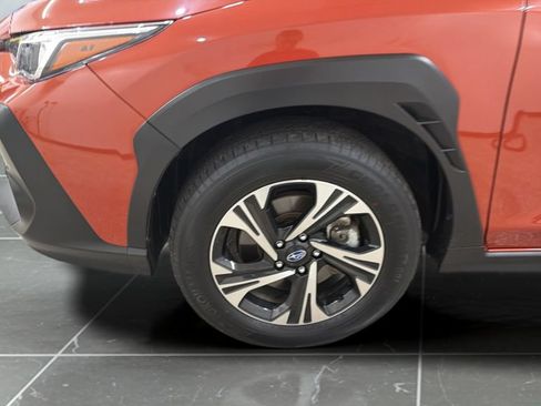 Used 2025 Subaru Crosstrek 2.5i Premium AWD/4WD image 23