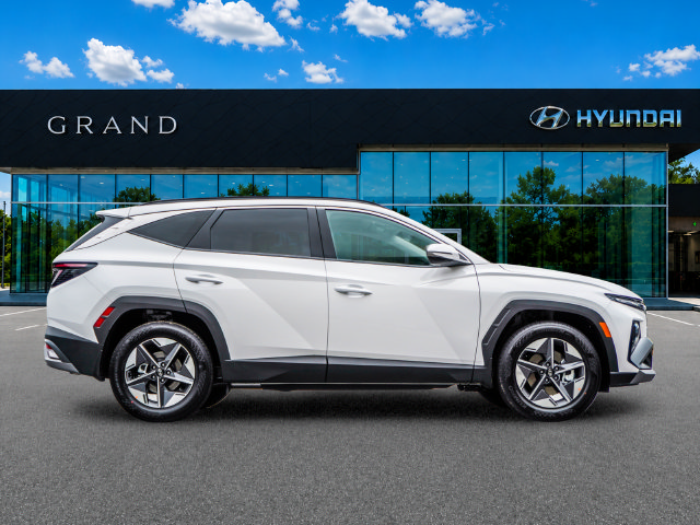 New 2026 Hyundai Tucson SEL Plus FWD image 7